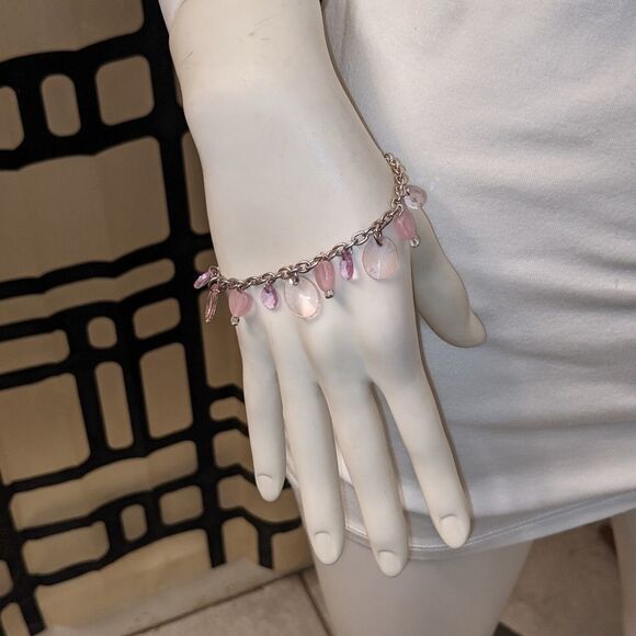 Bracelet. Pink heart & oval beads, clear & solid - Picture 4 of 9